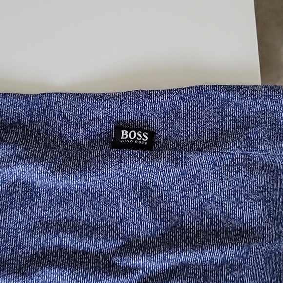 Hugo Boss polo shirt - Picture 3 of 4